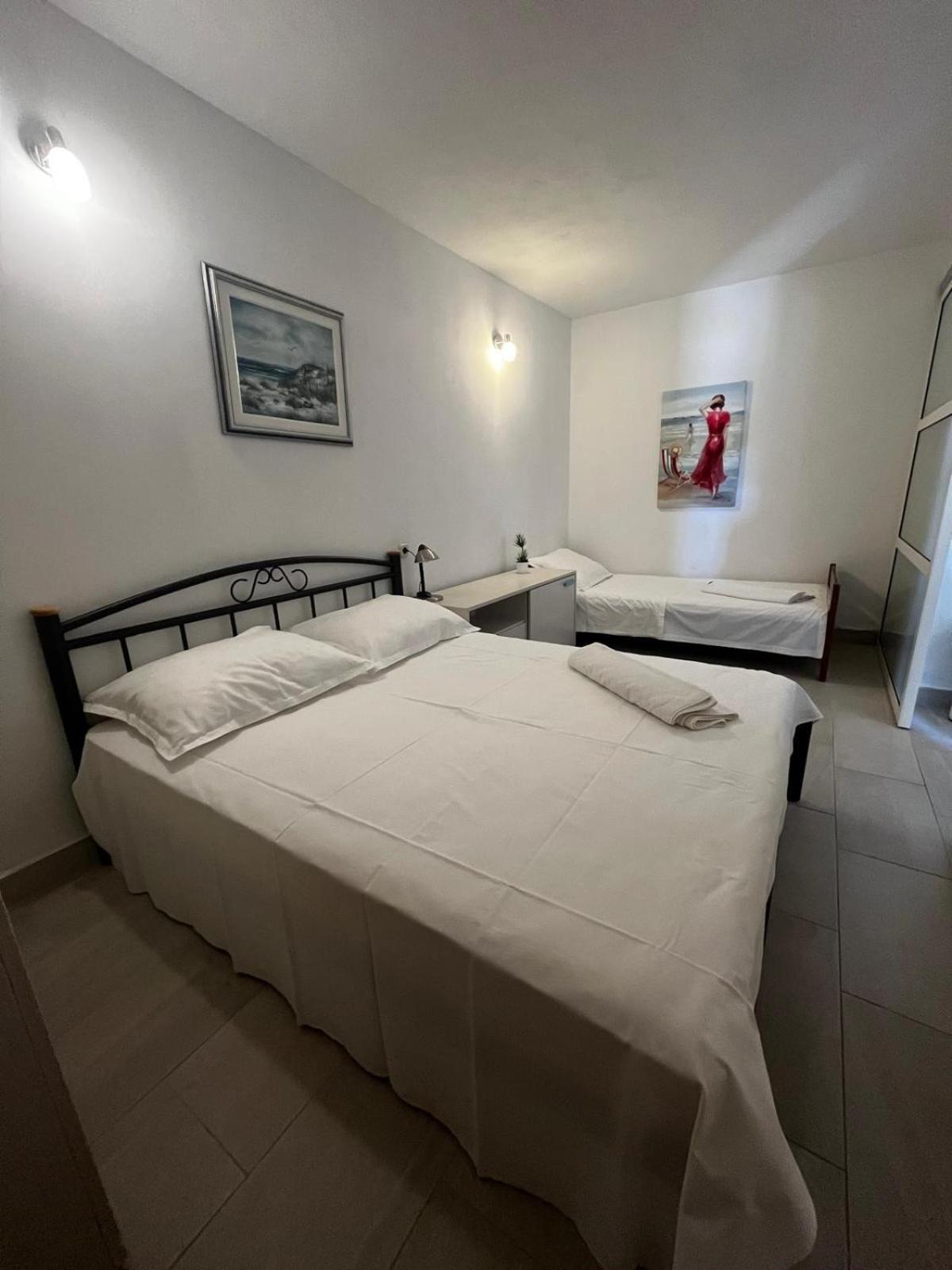 Apartments Denis Супетар Экстерьер фото