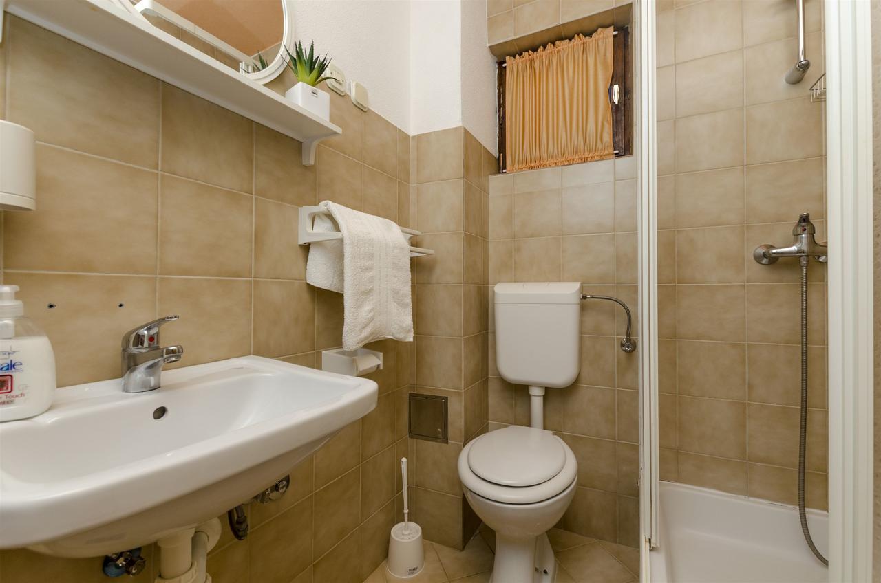 Apartments Denis Супетар Экстерьер фото